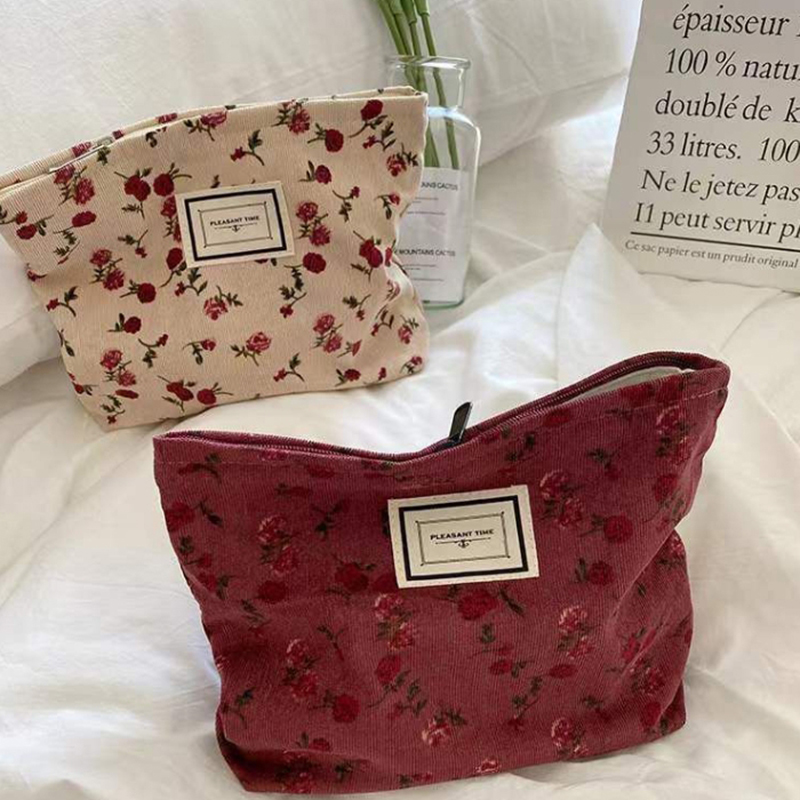 Corduroy Flower Cosmetic Bag C - Korean Skincare Routine recension och pris